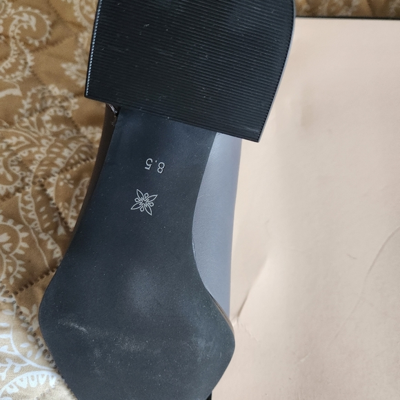 New BCBG boots From Saks - Picture 2 of 2